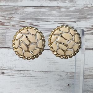 Vintage Clip On Earrings - Cream & Gold Tone Fancy Design
